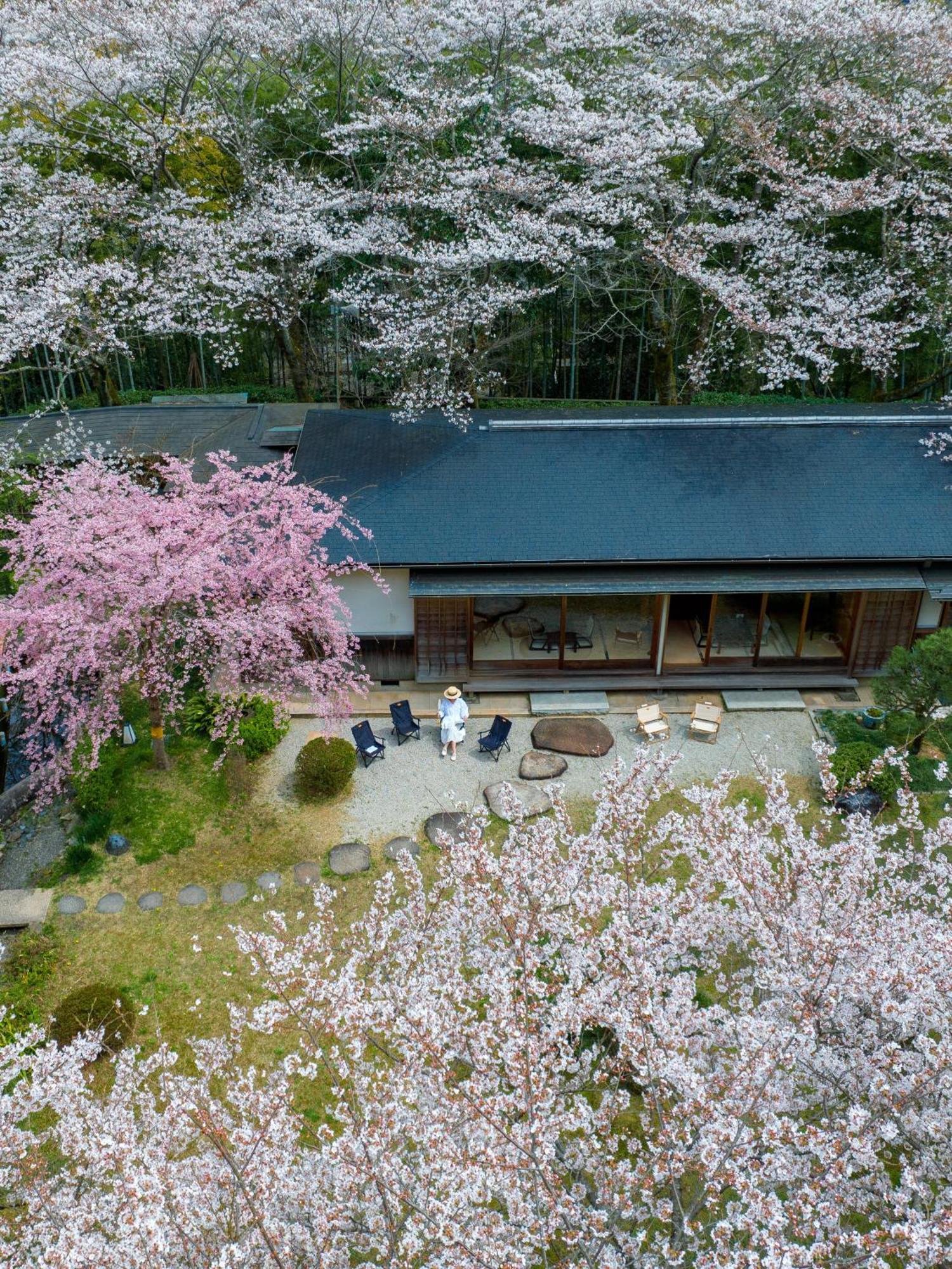 ホテル 桜泉会館 Izumi  エクステリア 写真
